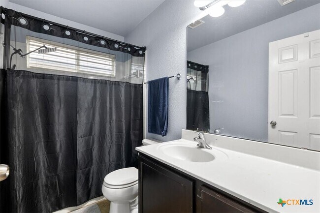 Building Photo - 9613 Adeel Dr
