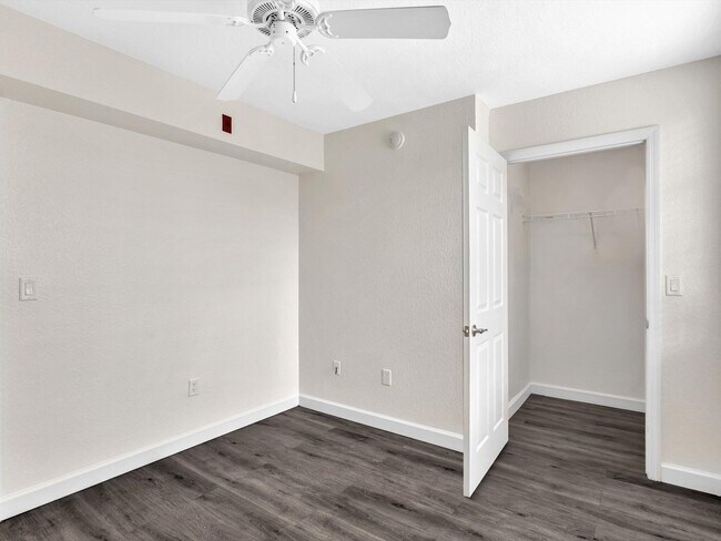 Building Photo - 6768 Heritage Grande