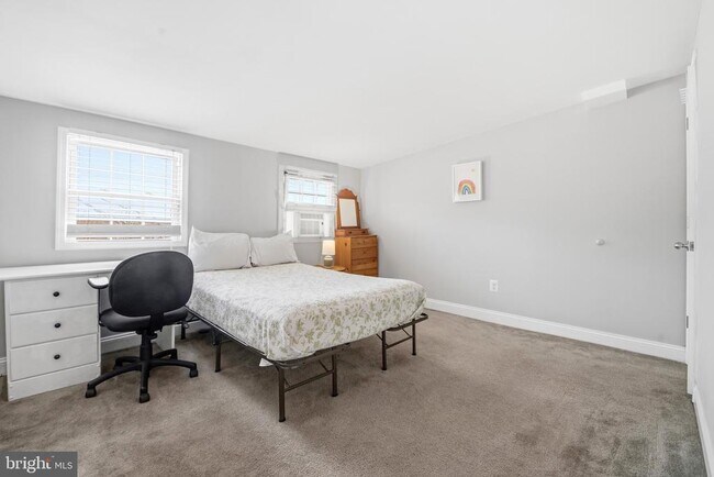 Building Photo - 2040 Orleans St