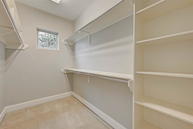 Building Photo - 2906 Leeland St