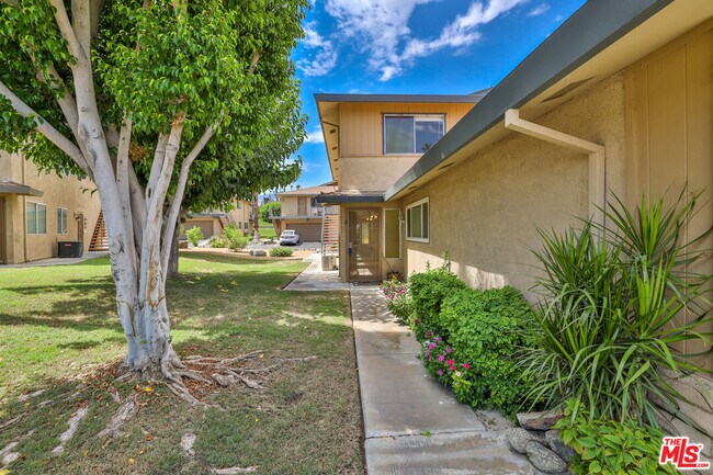 Building Photo - 72669 Eagle Rd