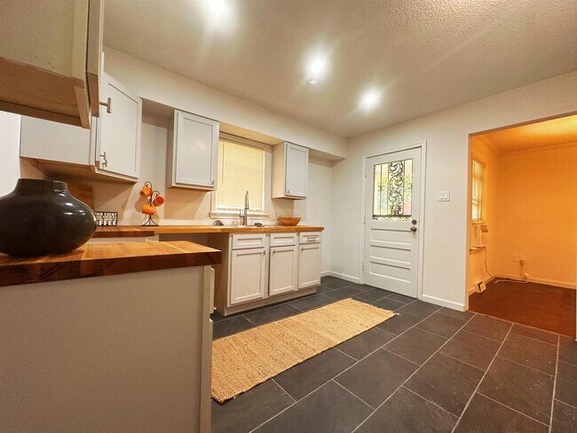 Building Photo - 3766 Argonne St