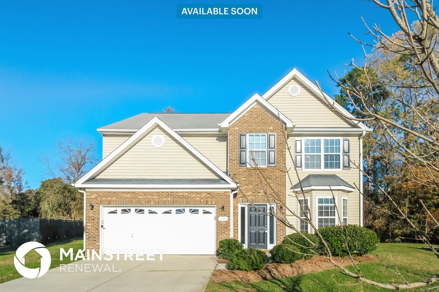 Primary Photo - 3136 Rock Pond Cir