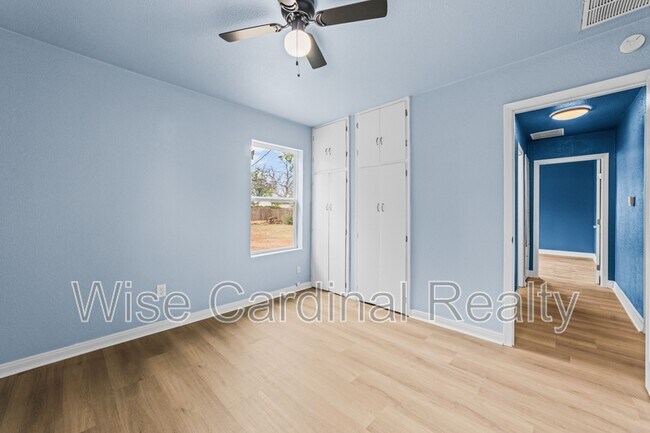 Building Photo - 2617 35th St