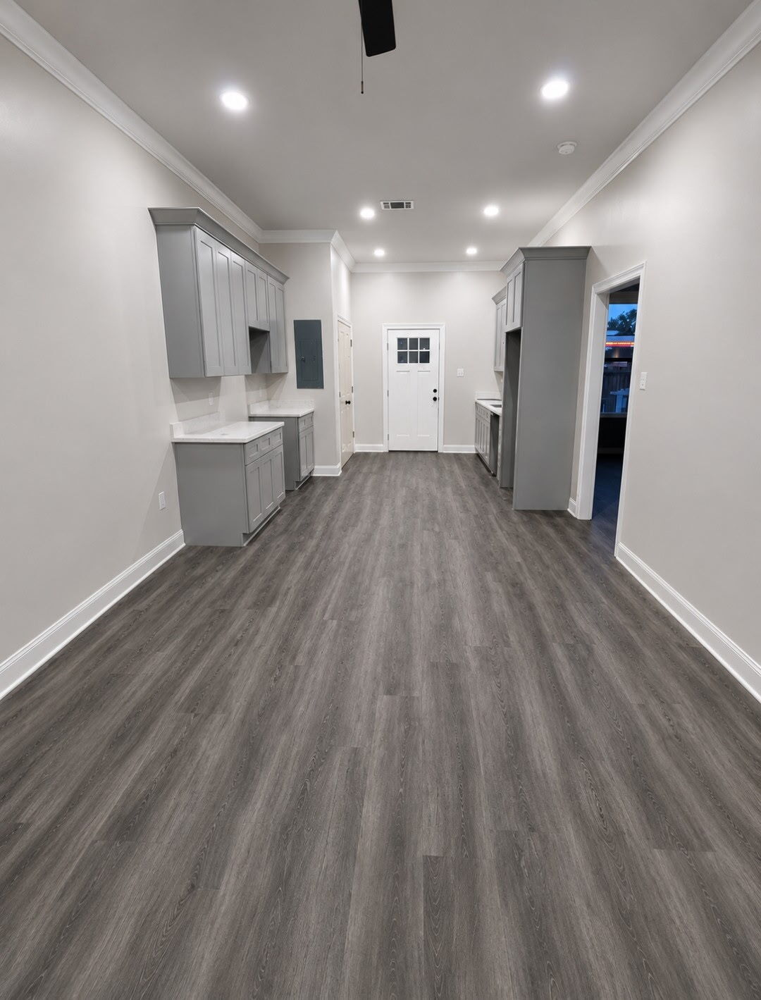 Building Photo - 308 Lynx Dr