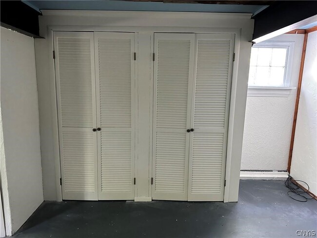 Building Photo - 167 E Genesee St