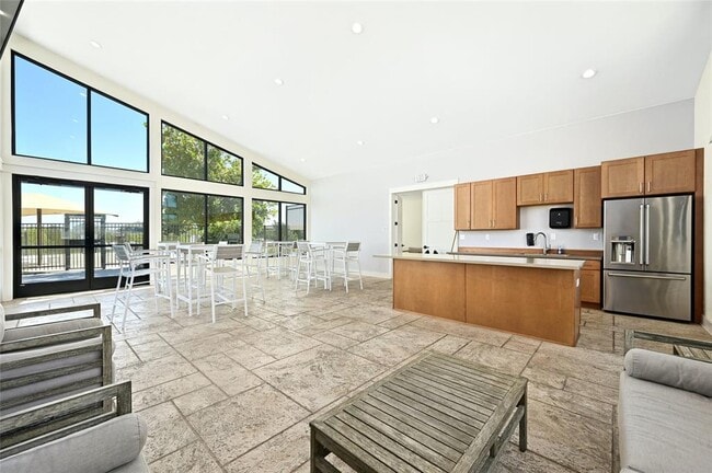 Building Photo - 117 White Steppe Way