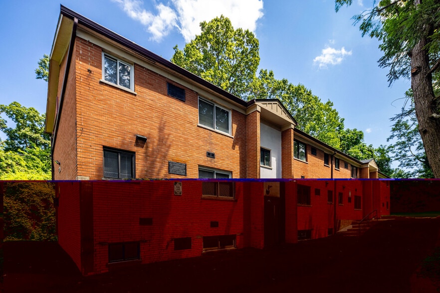 Building Photo - 2535 Lysle Ln