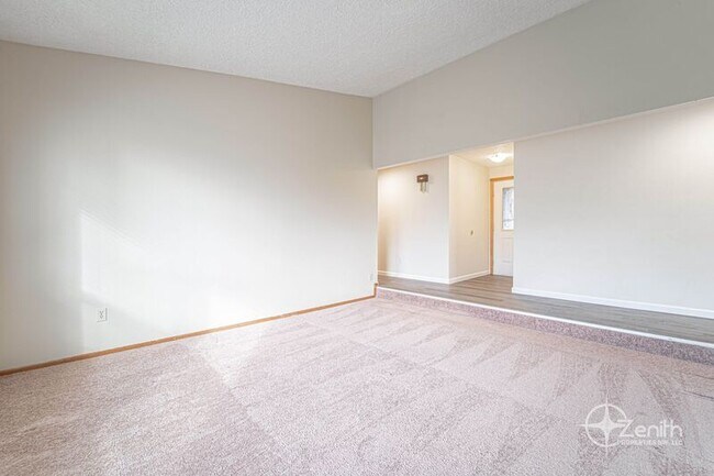 Building Photo - 15501 SE 19th Cir