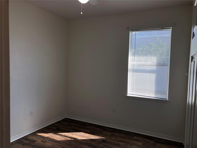 Building Photo - 856 Krenson Woods Ln