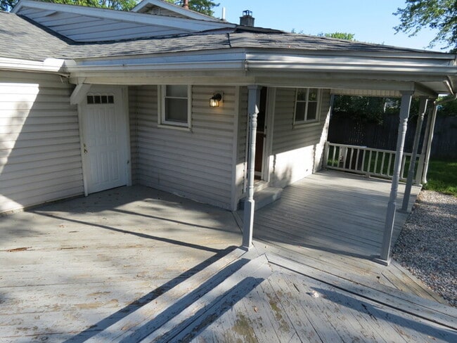 Building Photo - 1768 Hollow Run Dr