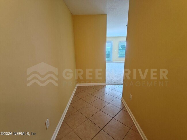 Building Photo - 1500 Calming Water Dr