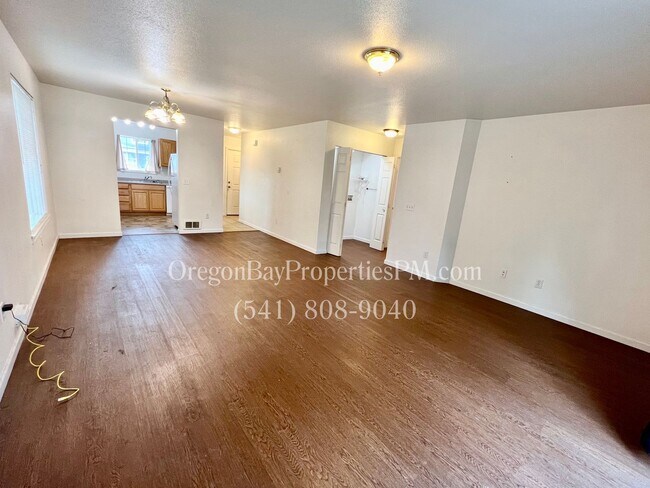 Building Photo - Blanco Ave. Duplexes