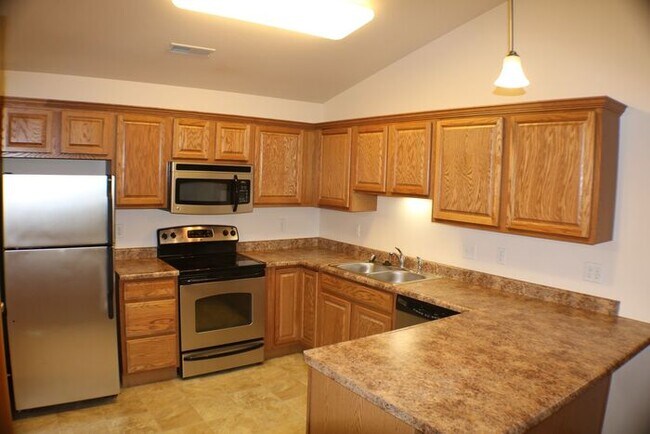 Building Photo - $1,325 | 2 Bedroom, 2 Bathroom Condo | Pet Friendly* | Available for a August 1st, 2026 Move In!*