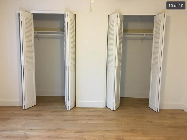 Building Photo - 715 Prospect Ave