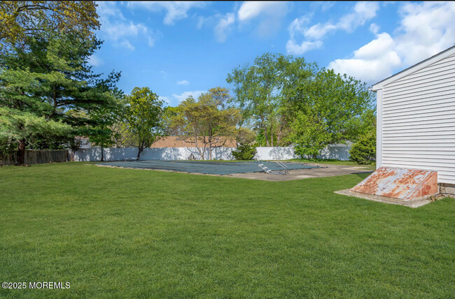 Building Photo - 1034 Zircon Dr