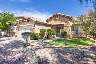 Building Photo - 3Bed/2Bath House at Litchfield Rd/Camelbac...