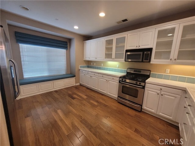 Building Photo - 4022 Sutton Ct
