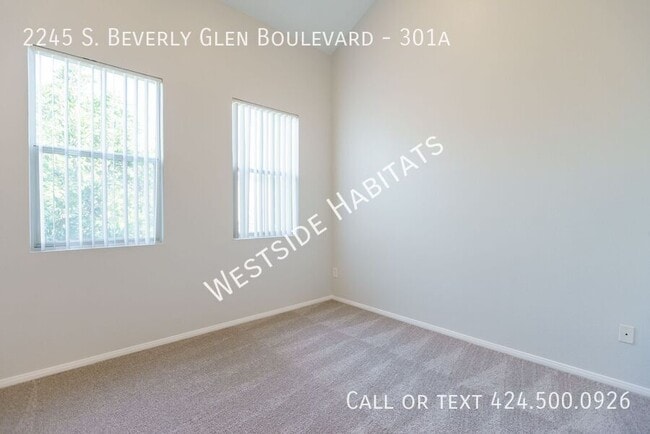 Building Photo - 2245 S Beverly Glen Blvd