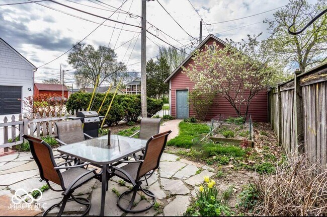 Building Photo - 607 Lord St