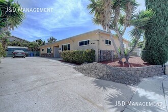 Building Photo - 8073 Palm St