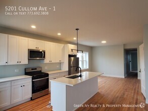 Building Photo - Remodeled 3 Bed 2 Bath with Tandem Parking...