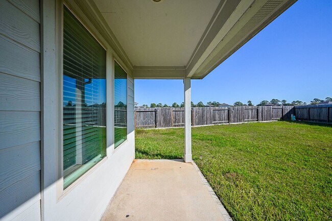 Building Photo - 2342 Spruce Clf Ln