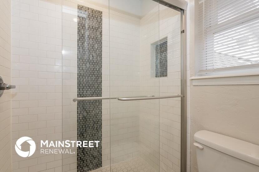 Building Photo - 3412 Prairie Ave