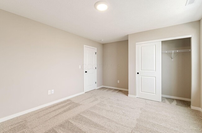 Building Photo - 5478 Dutch Ln