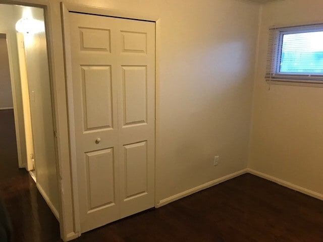 Building Photo - COMING SOON!! FOR LEASE Beautiful 3-Bedroom House in Grand Blanc