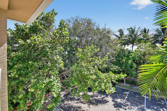 Building Photo - 6511 Emerald Dunes Dr