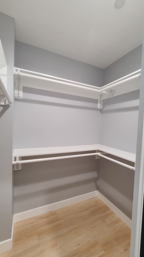 Building Photo - 84(142-144 1/2)