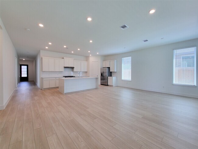 Building Photo - 22282 Junction Peak Dr