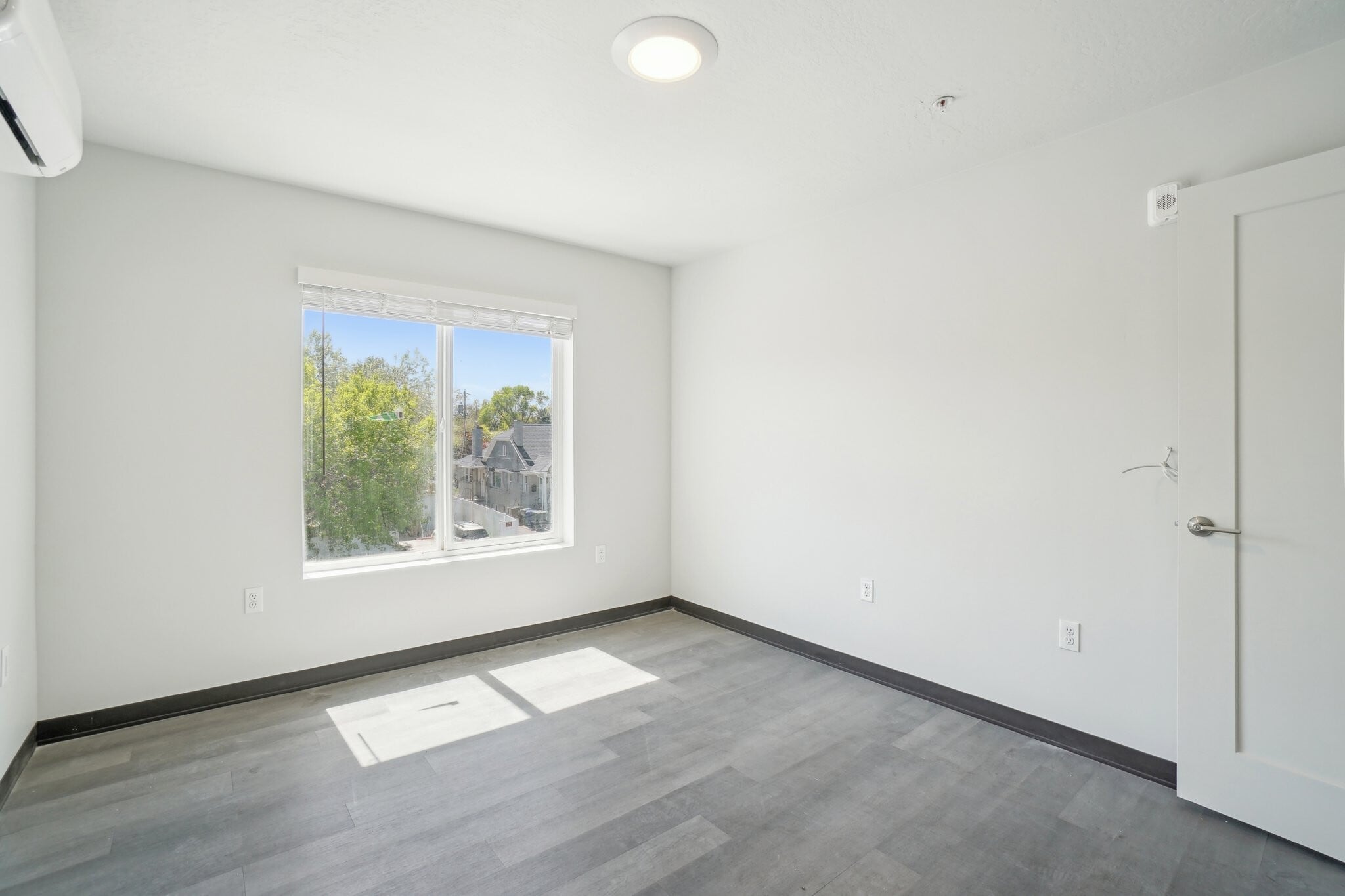 Building Photo - 1326 S 500 E
