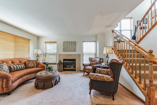 Building Photo - 3003 Saganashkee Ln