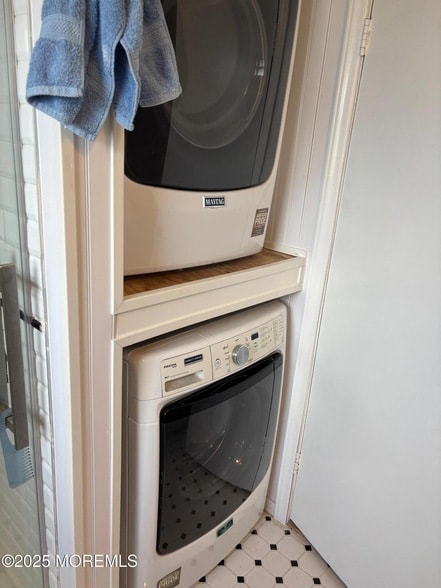 Building Photo - 156 Rodman Dr