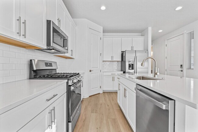 Building Photo - 12459 W Norterra Ln