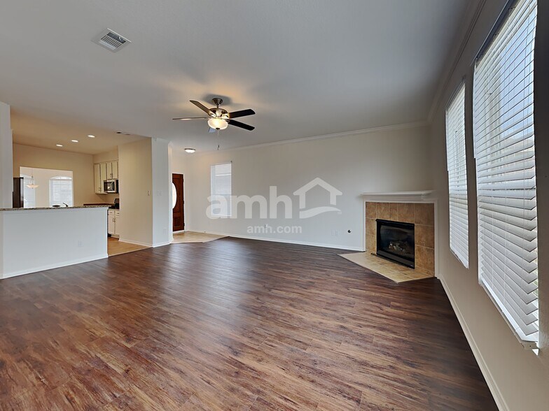 Building Photo - 22514 Spring Crossing Dr