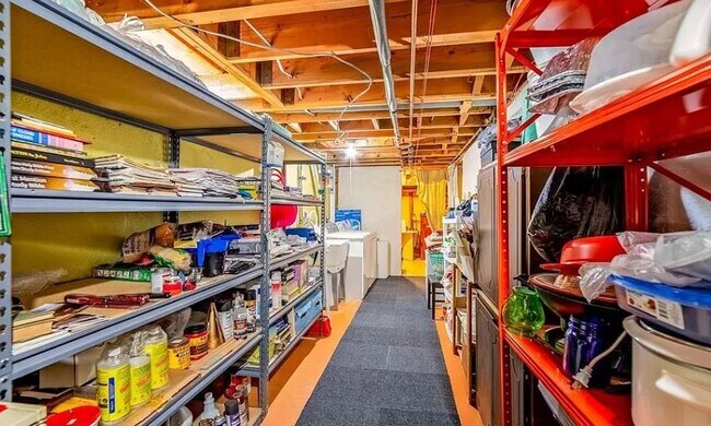 Building Photo - 9768 Jackson St