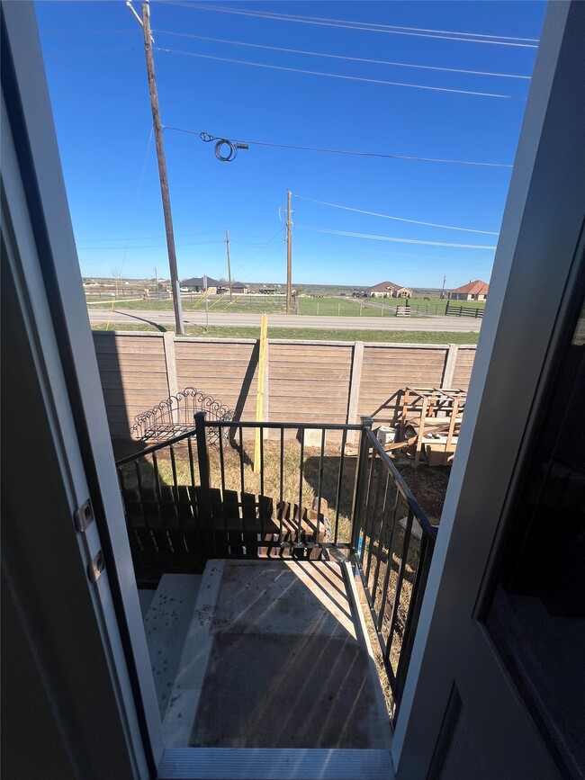 Building Photo - 520 Commander Abbott Dr