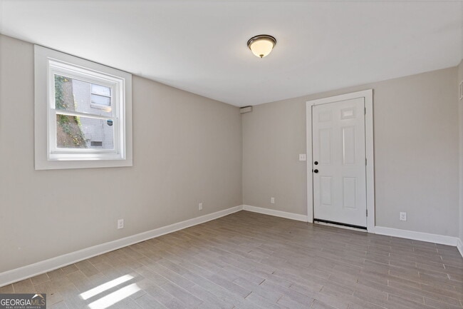 Building Photo - 2779 Horse Shoe Dr