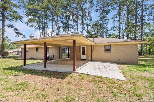 Building Photo - 3450 Cornell Dr
