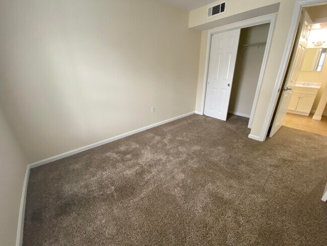 Building Photo - 80 Sentinel Court