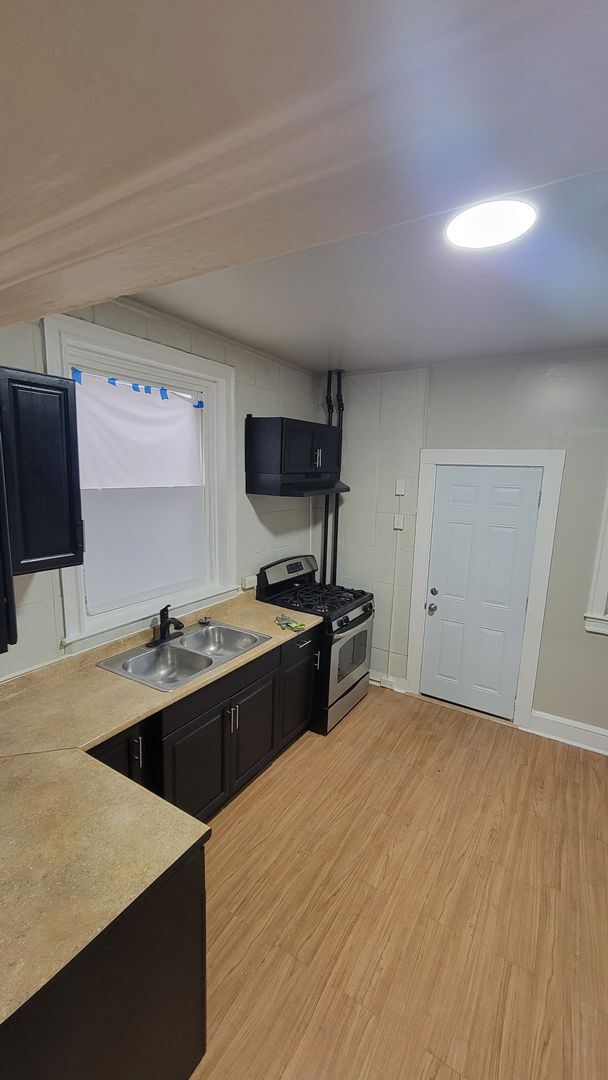 Building Photo - 1464 N 62nd St