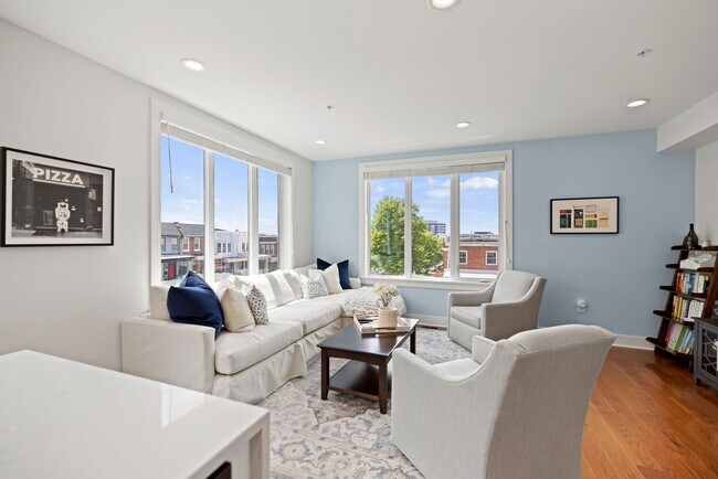 Building Photo - Totally Awesome in Trinidad! 3 bed + 2.5 BA on 2 levels