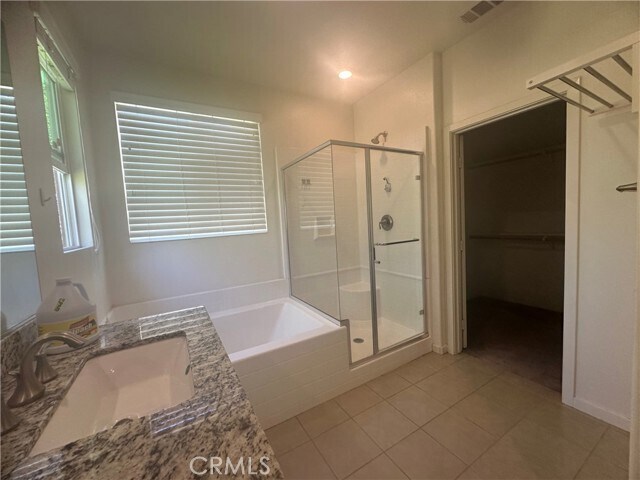 Building Photo - 21116 Blossom Way
