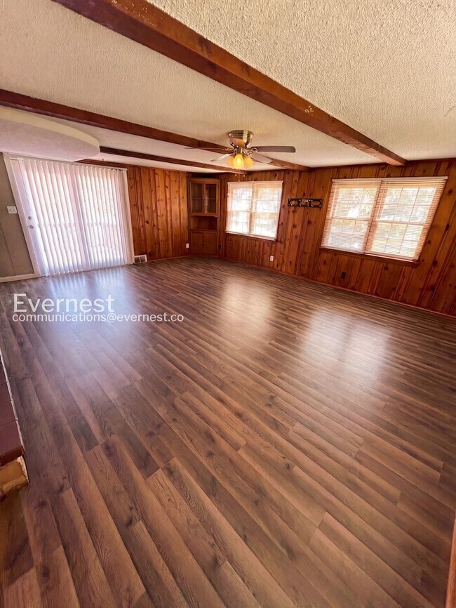 Building Photo - 9224 Kathlyn Dr