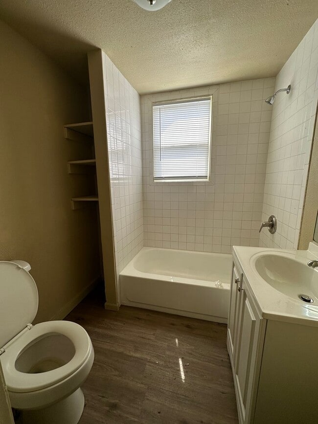 Building Photo - Northside 3 Bedroom Home For Rent!