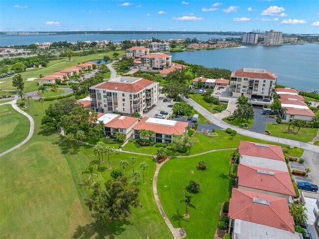 Building Photo - 6219 Palma Del Mar Blvd S