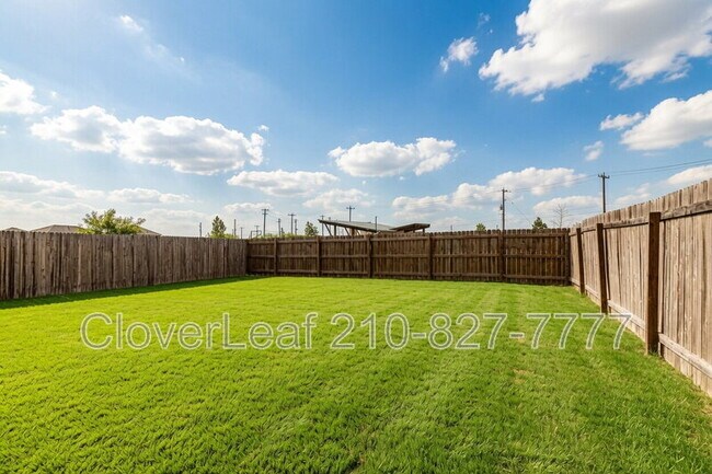 Building Photo - 8360 Falcon Meadow Dr
